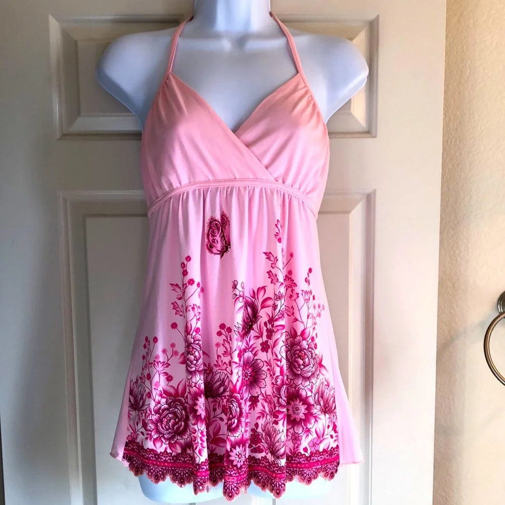 Pink backless halter with flower design, Medium - Picture 1 of 5